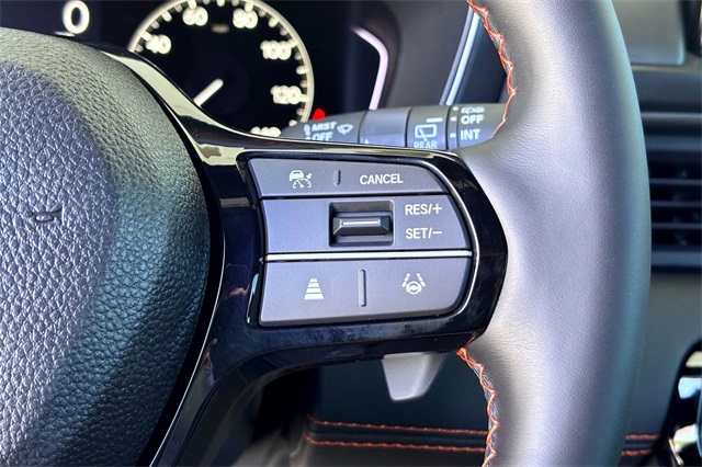 2025 Honda Pilot TrailSport photo 11