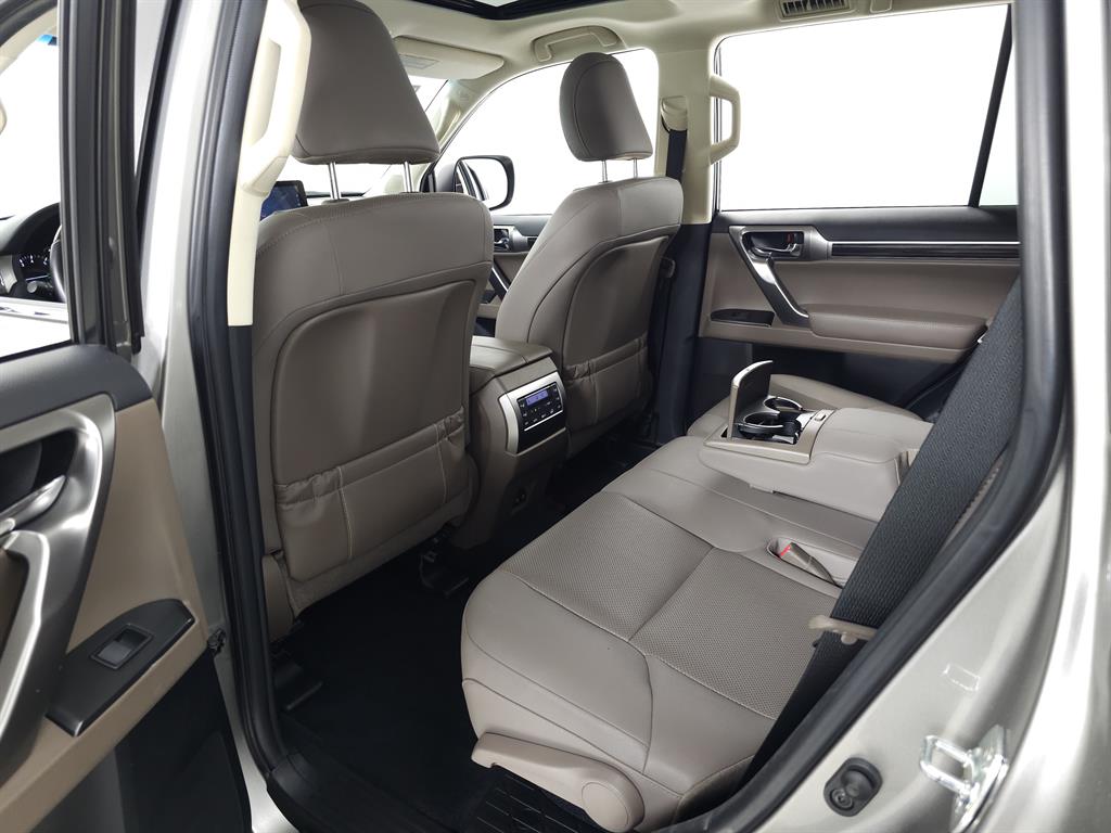 2023 Lexus GX 460 photo 30