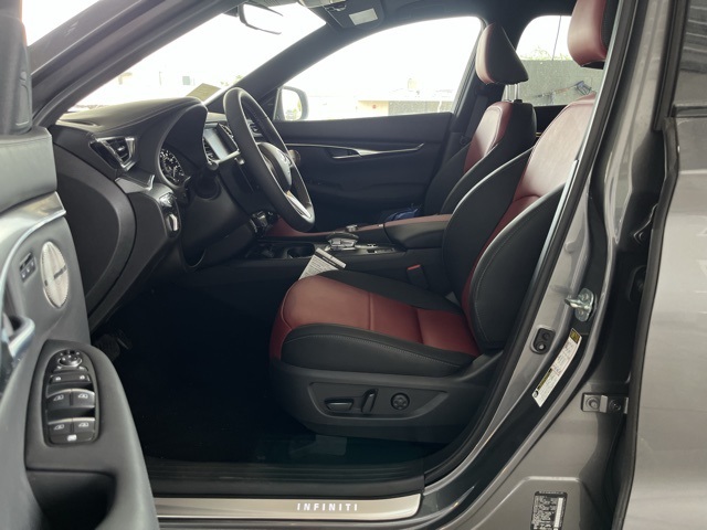 2025 Infiniti QX50 SPORT photo 11