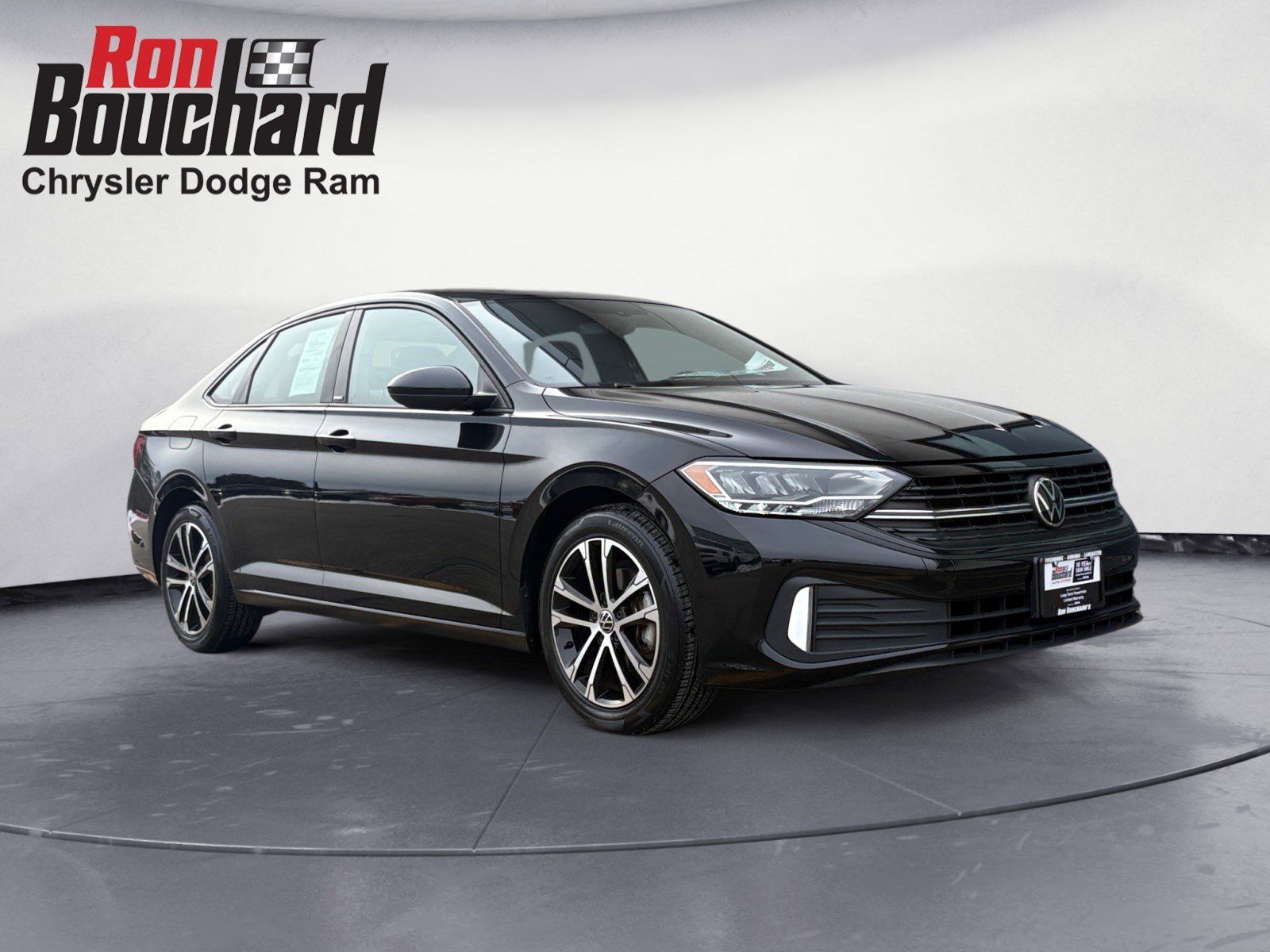 2023 Volkswagen Jetta Sport's photo