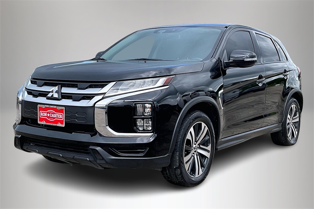 2022 Mitsubishi Outlander Sport SE photo 2