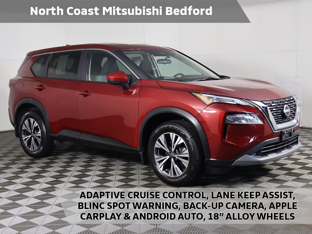 2022 Nissan Rogue SV's photo