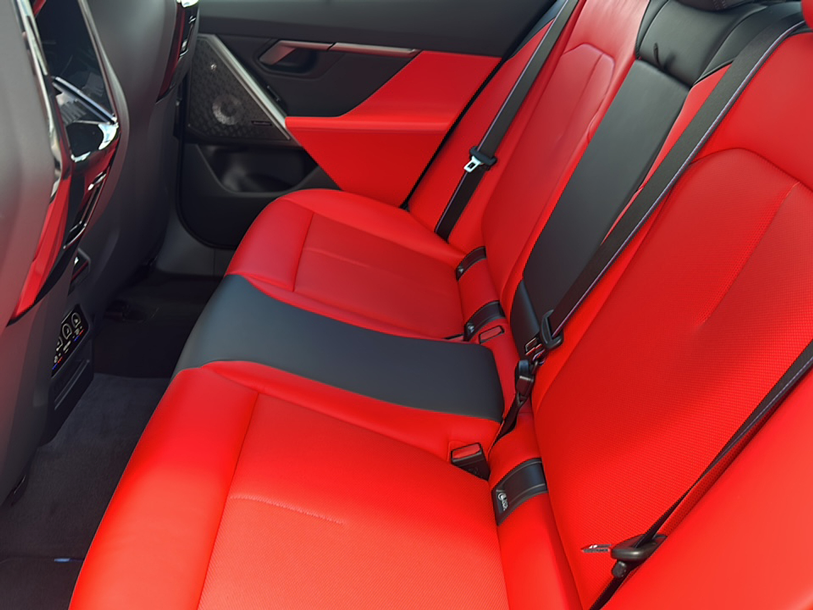2026 Bmw M5 5 photo 5