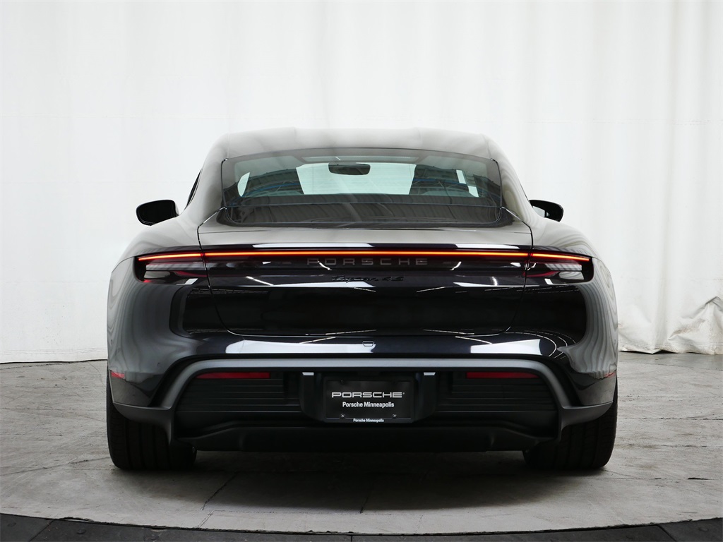 2025 Porsche Taycan 4S photo 6
