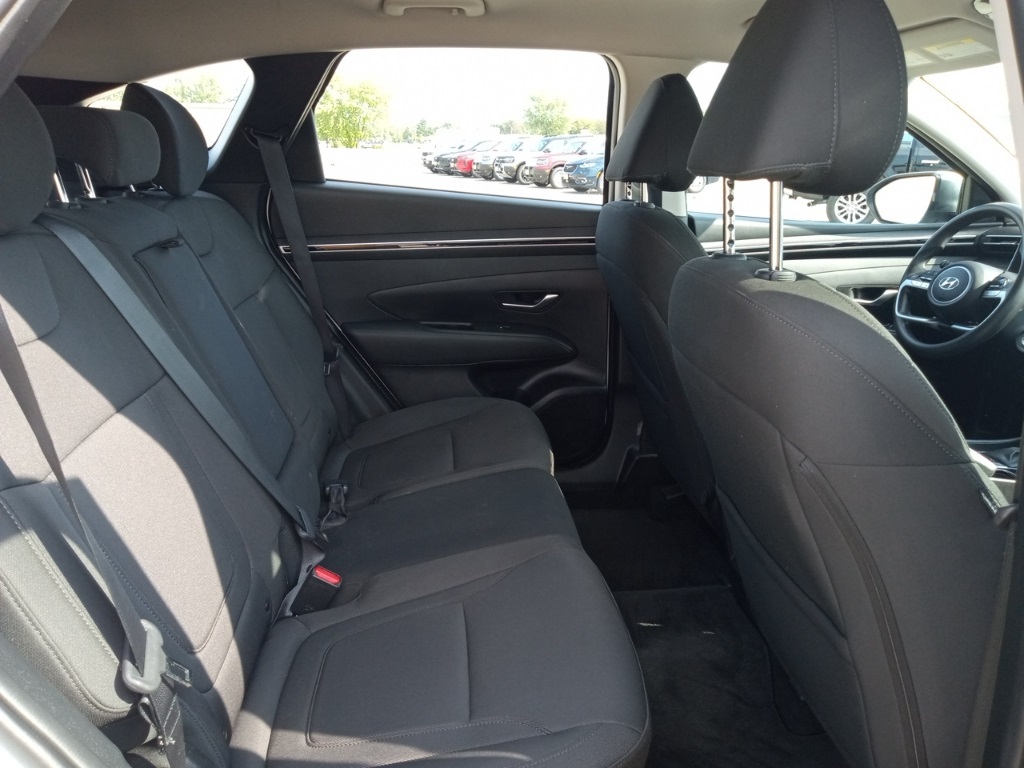2023 Hyundai Tucson SE photo 18