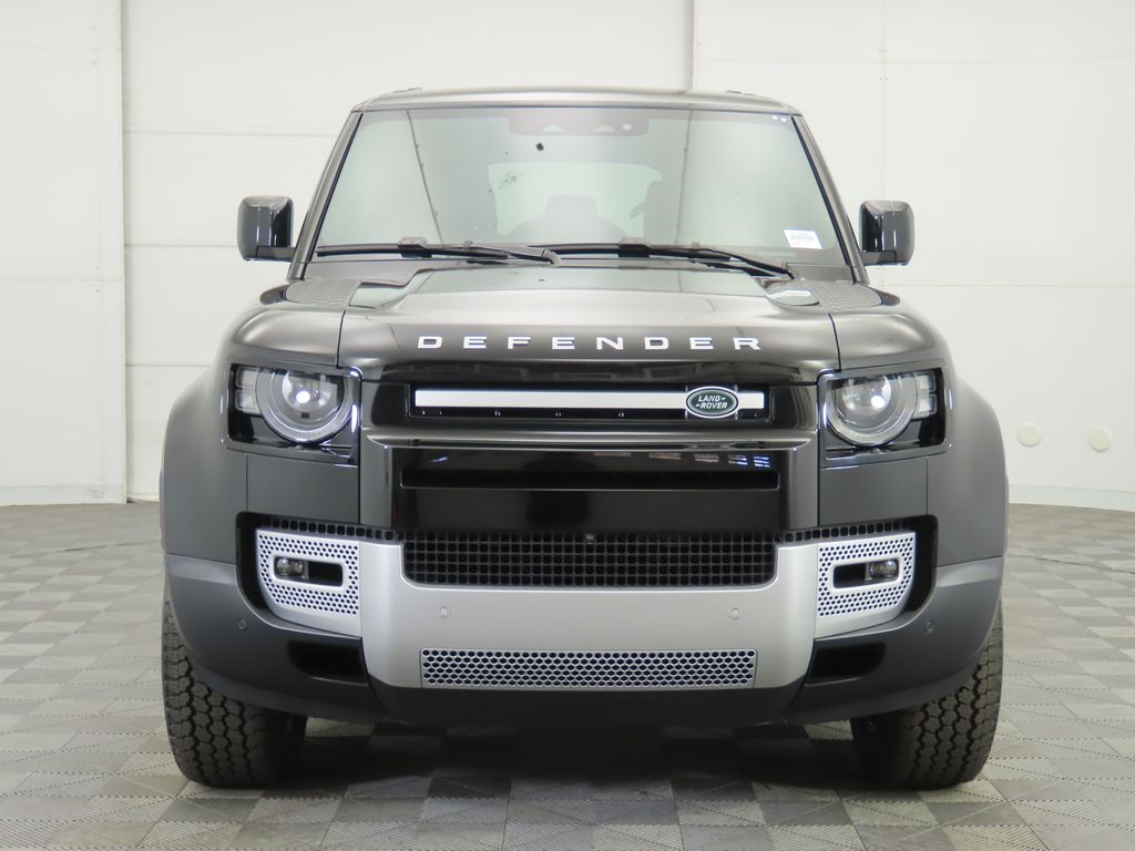 2025 Land Rover Defender 110 S photo 2