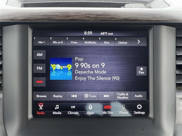 2020 Ram 1500 Laramie photo 3