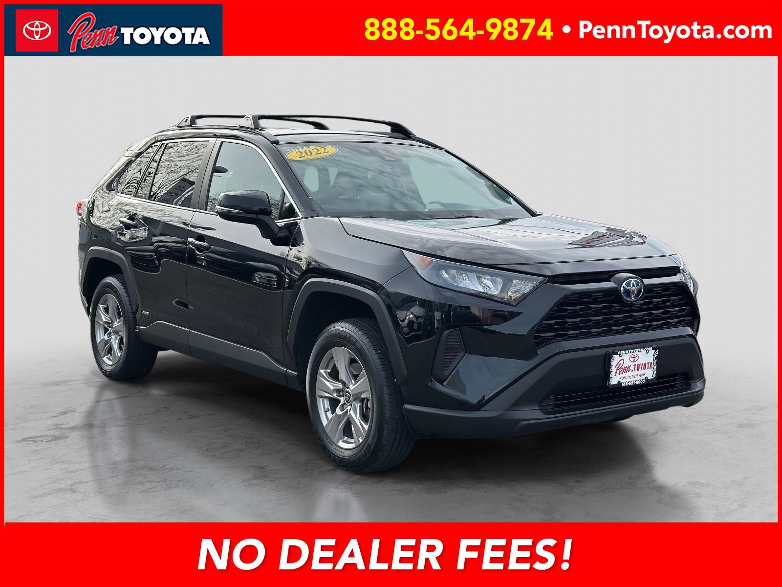 2022 Toyota RAV4 LE's photo