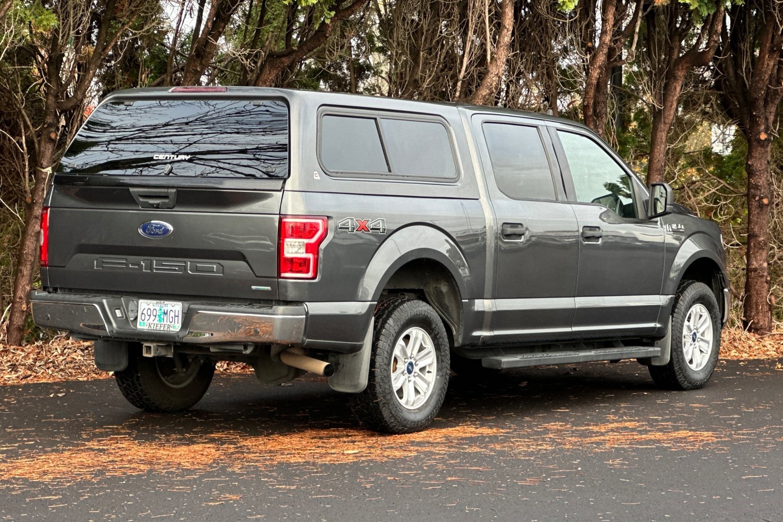 2020 Ford F-150 XLT photo 3