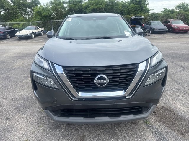 2023 Nissan Rogue SV photo 2