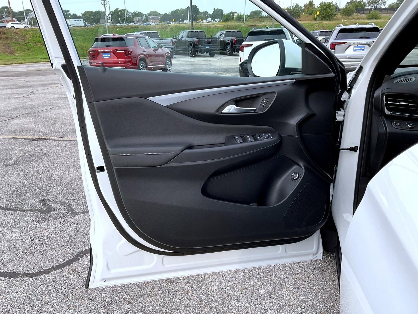 2026 Buick Envista Preferred photo 9