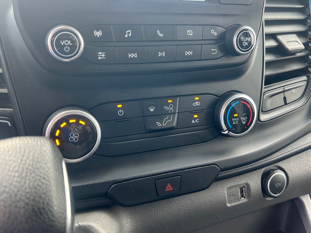 2021 Ford Transit photo 29