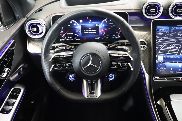 2024 Mercedes Benz GLC 43 AMG 4MATIC photo 4
