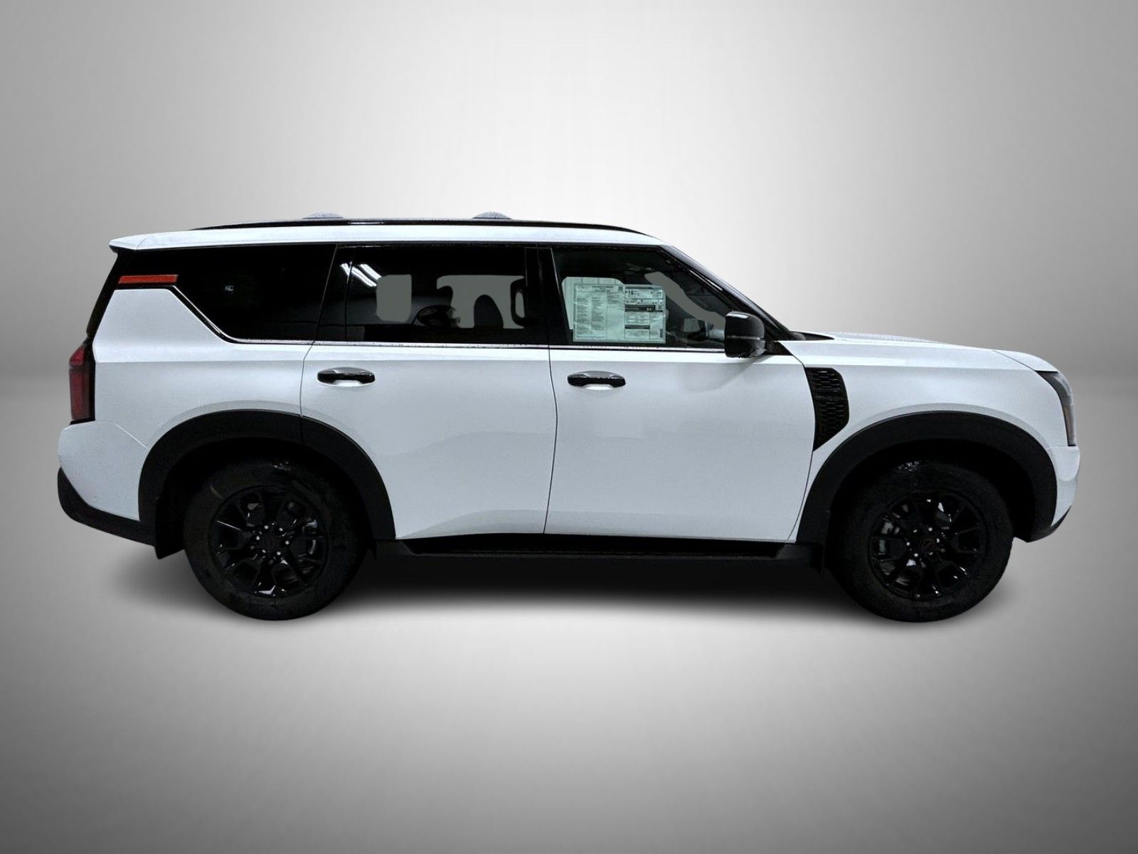 2026 Nissan Armada photo 4