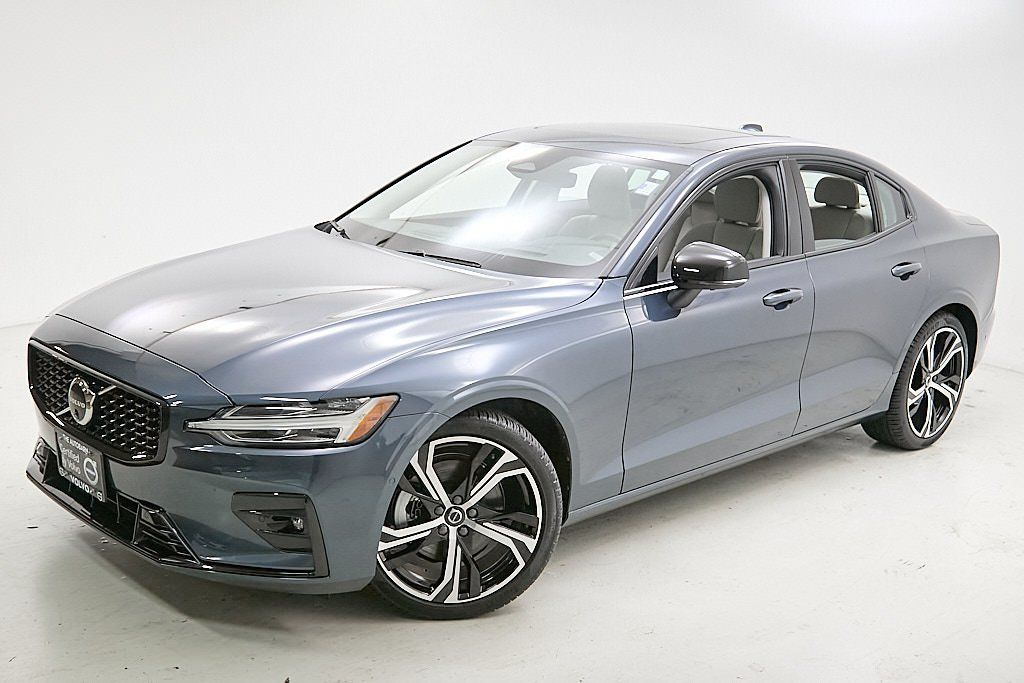 2024 VOLVO S60 - Image 2