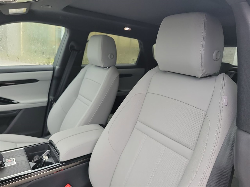 2026 Land Rover Range Rover Evoque S photo 20