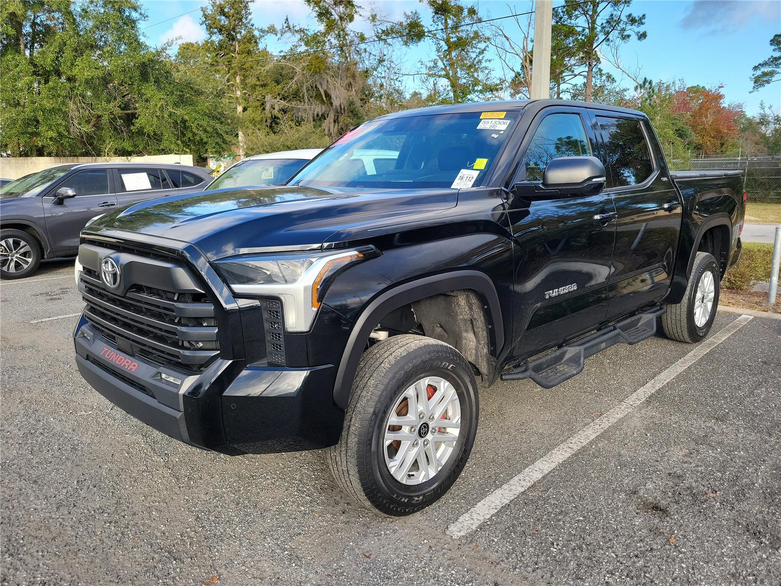 2022 Toyota Tundra SR5's photo