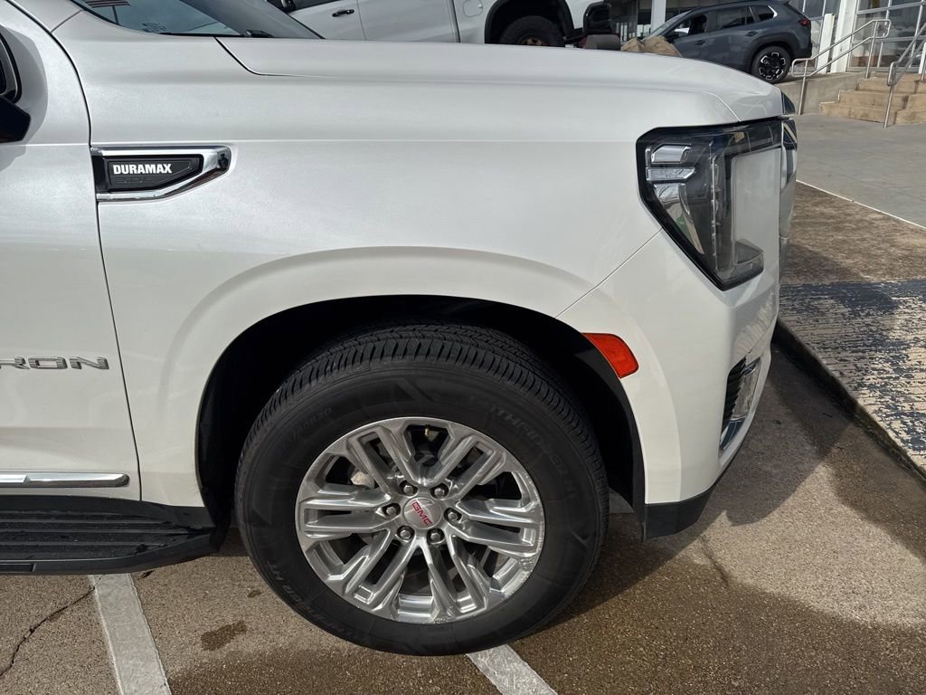 2022 Gmc Yukon XL SLT photo 4