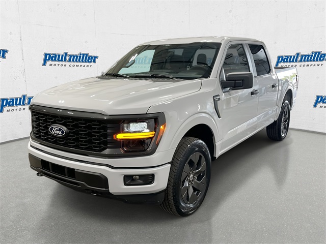2025 Ford F-150 STX's photo