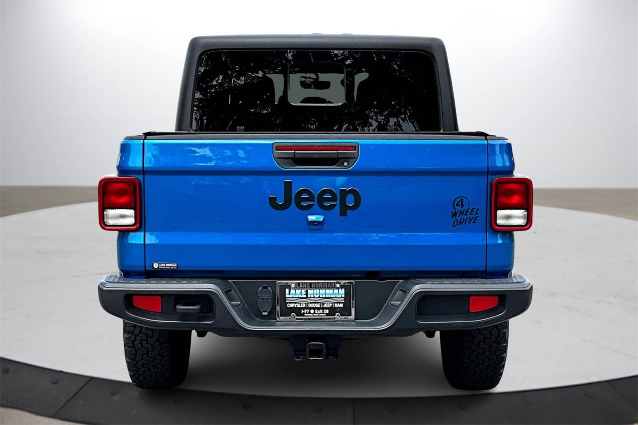 2023 Jeep Gladiator Willys photo 7