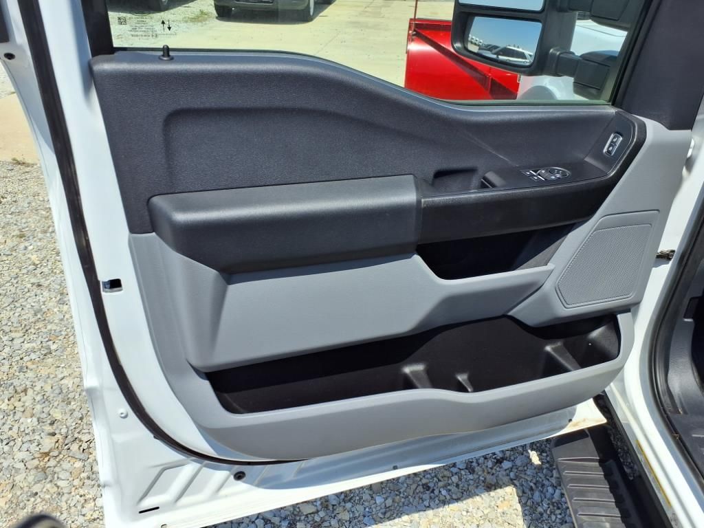 2024 Ford F-450 photo 6
