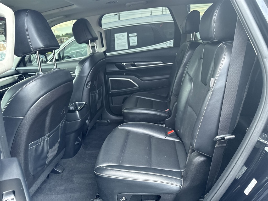 2024 Kia Telluride S photo 27
