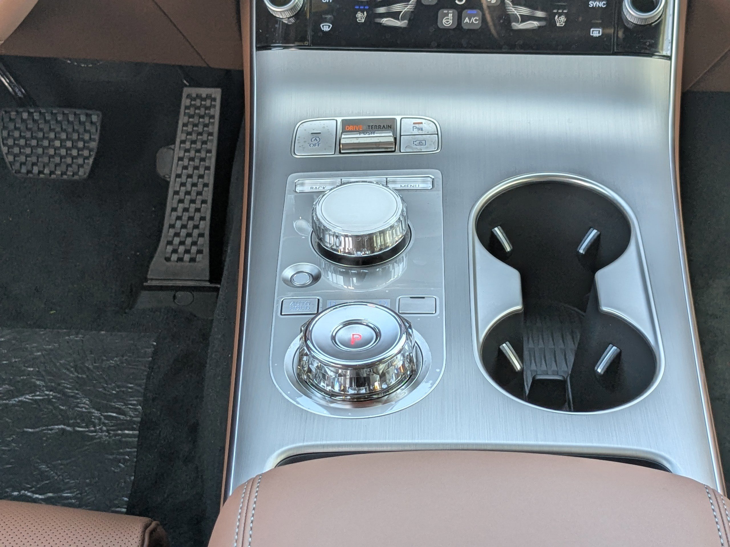 2026 Genesis GV70 2.5T Advanced photo 14