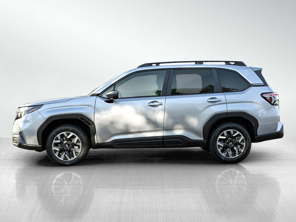 2026 Subaru Forester Premium photo 3
