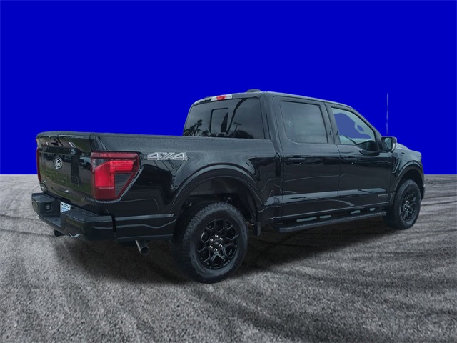 2025 Ford F-150 XLT photo 2