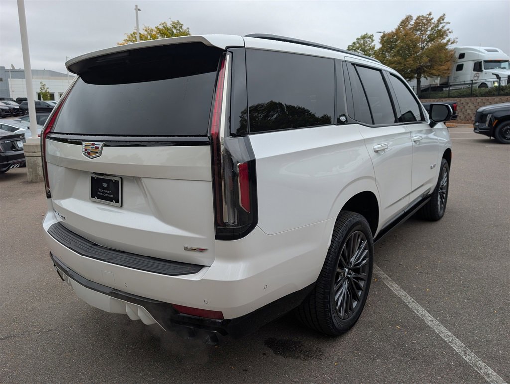 2024 Cadillac Escalade V-Series photo 4