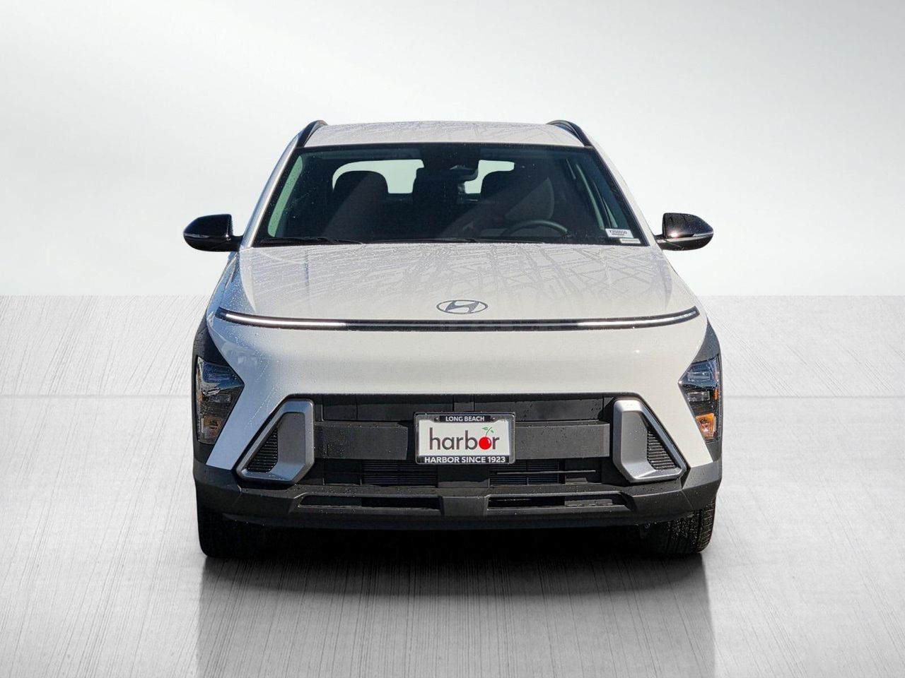 2026 Hyundai Kona SEL photo 2