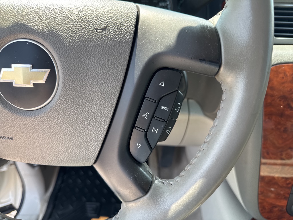 2008 Chevrolet Avalanche LTZ photo 50