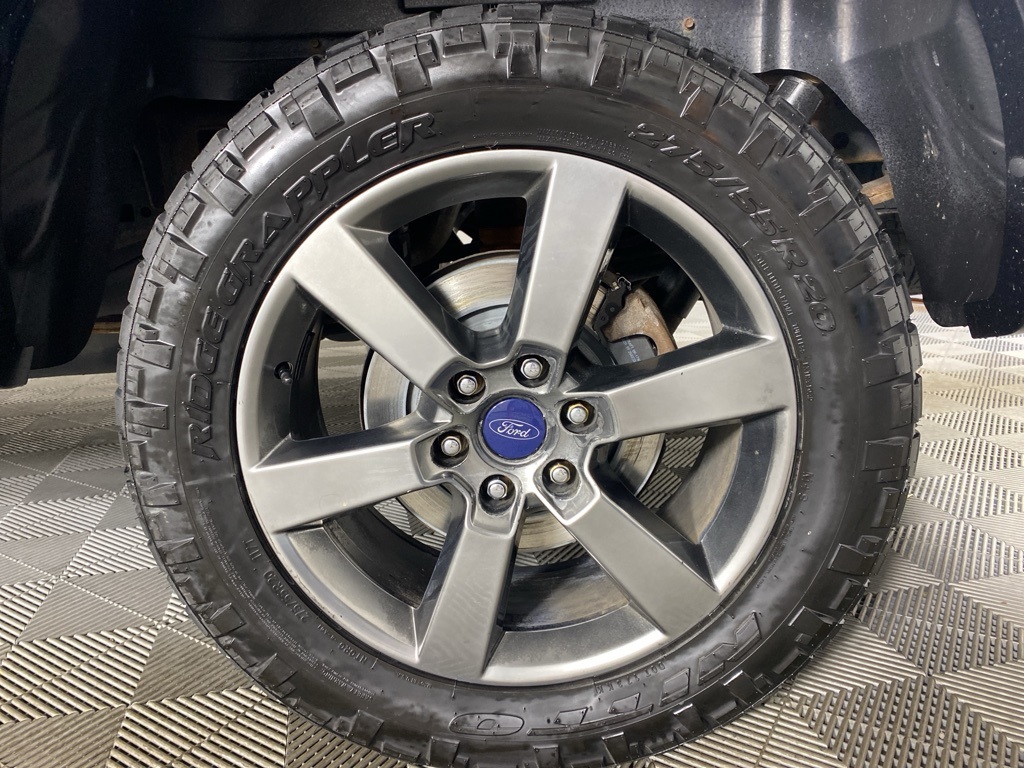 2016 Ford F-150 Lariat photo 15