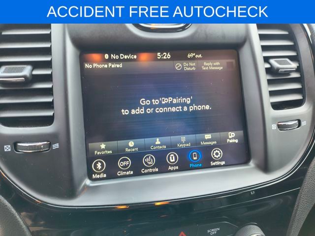 2021 Chrysler 300 S photo 3