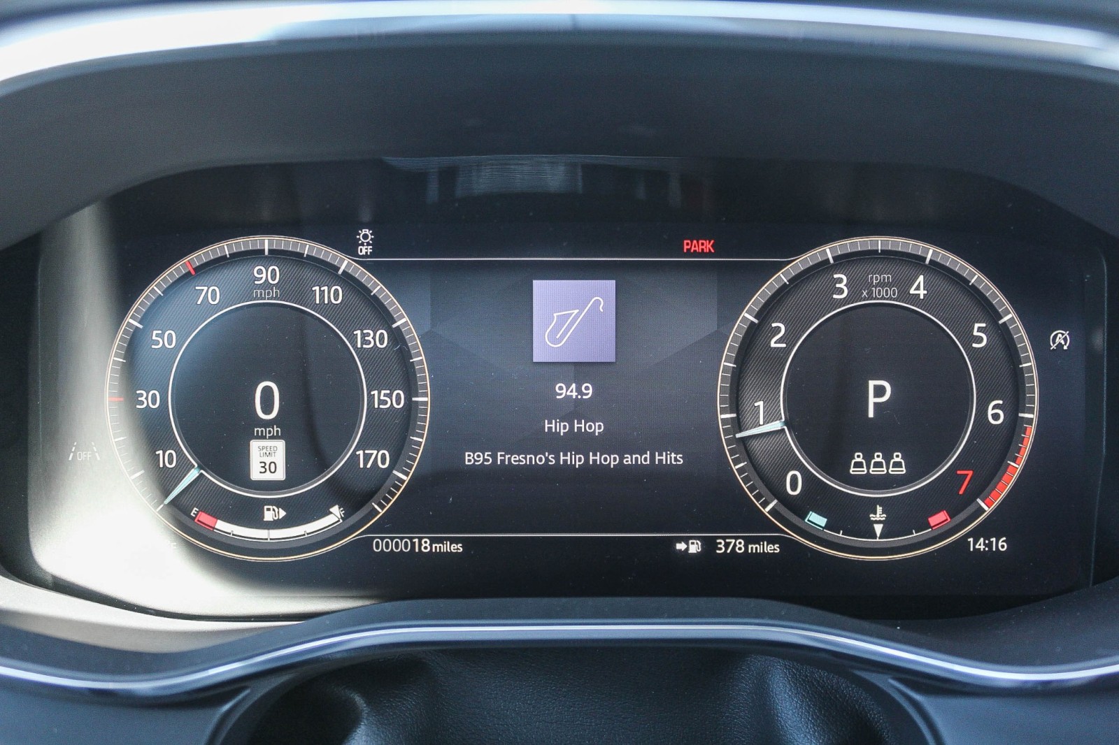 2025 Jaguar F-PACE P250 R-Dynamic S photo 20