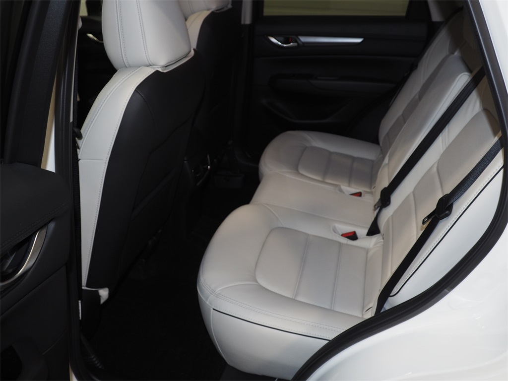 2025 Mazda CX-5 2.5 S Preferred photo 4