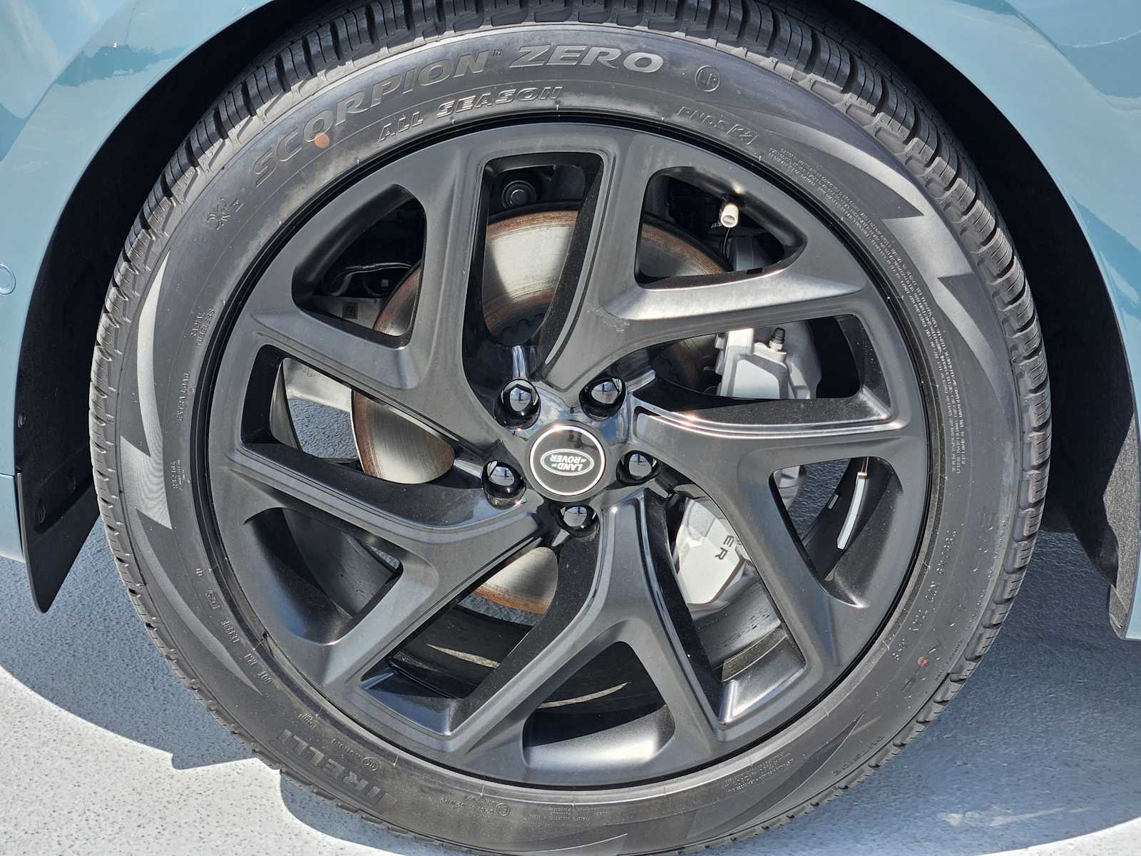 2025 Land Rover Range Rover Sport SE photo 10