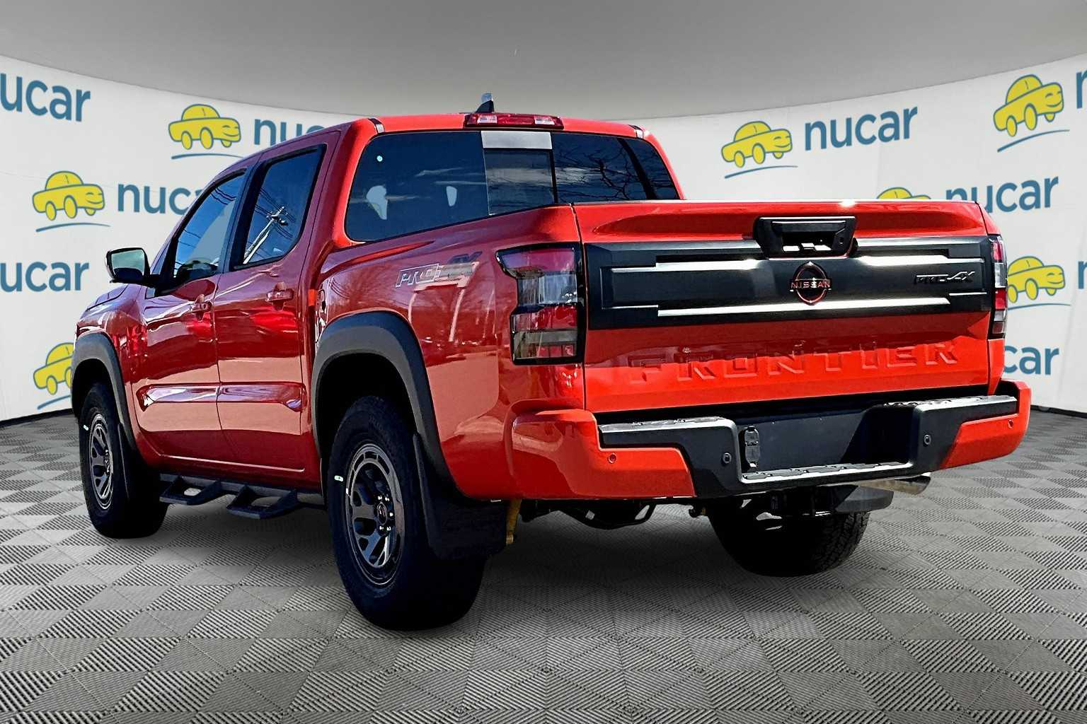 2025 Nissan Frontier Crew Cab PRO-4X photo 4