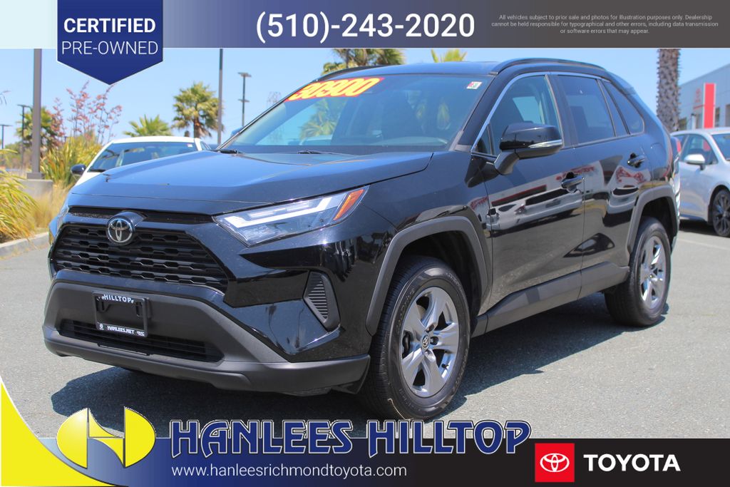 2024 Toyota RAV4 XLE photo 2