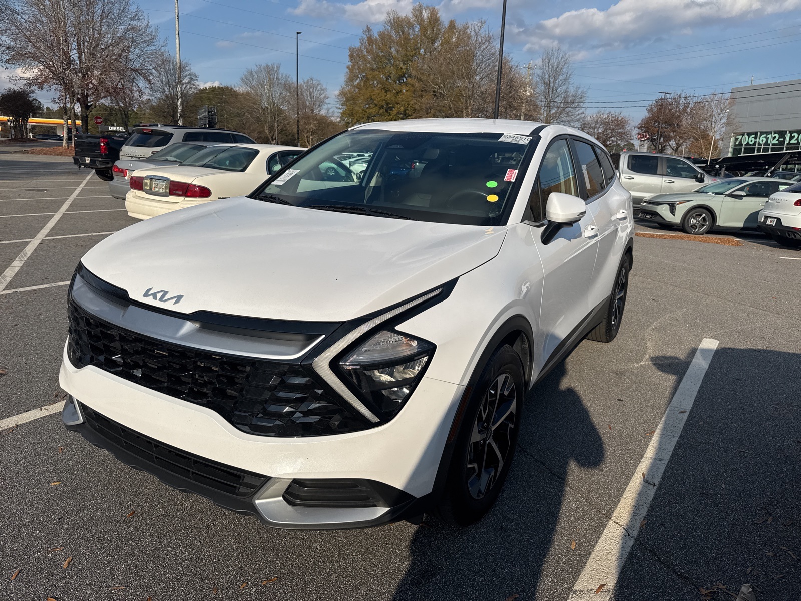 2023 Kia Sportage EX photo 3