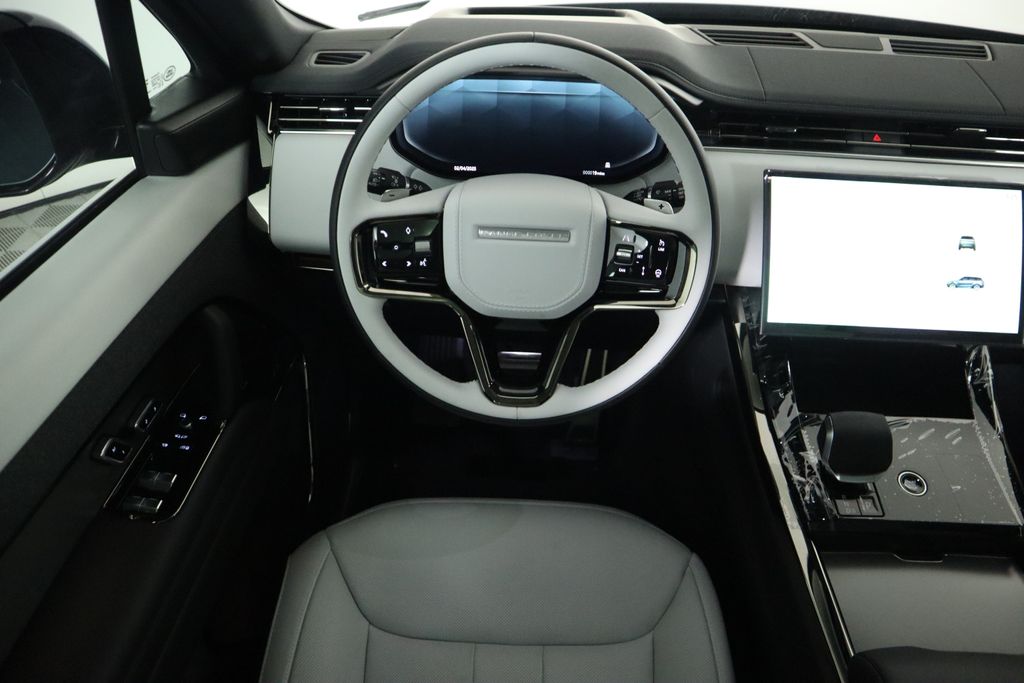 2025 Land Rover Range Rover Sport SE photo 11