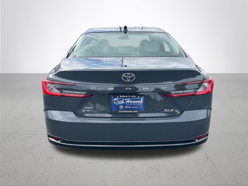 2025 Toyota Camry XLE photo 8