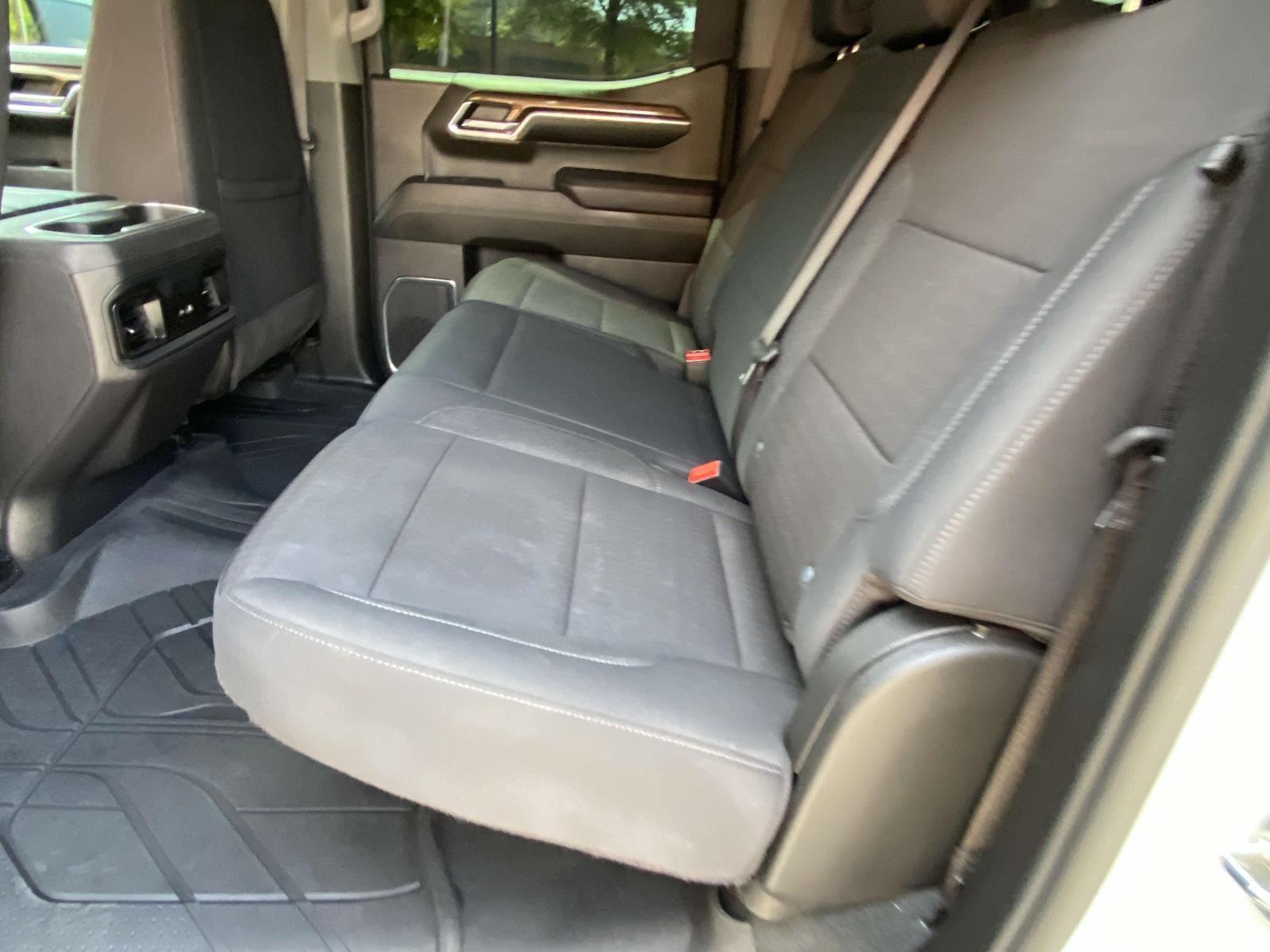 2024 Chevrolet Silverado 1500 LT Trail Boss photo 4