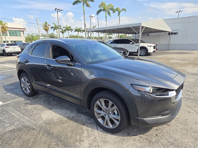 2024 Mazda CX-30 2.5 S Preferred photo 2