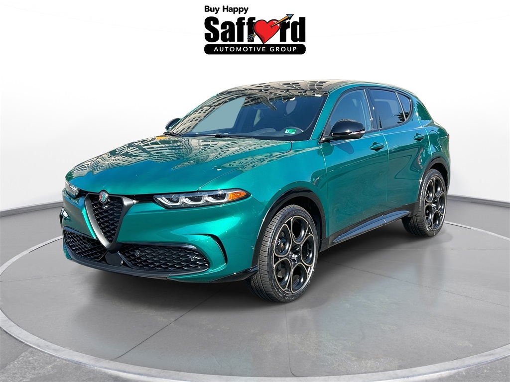 2025 Alfa Romeo Tonale Intensa's photo