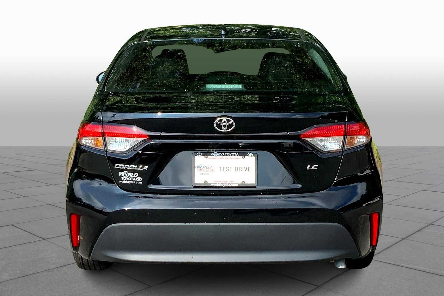 2024 Toyota Corolla LE photo 4