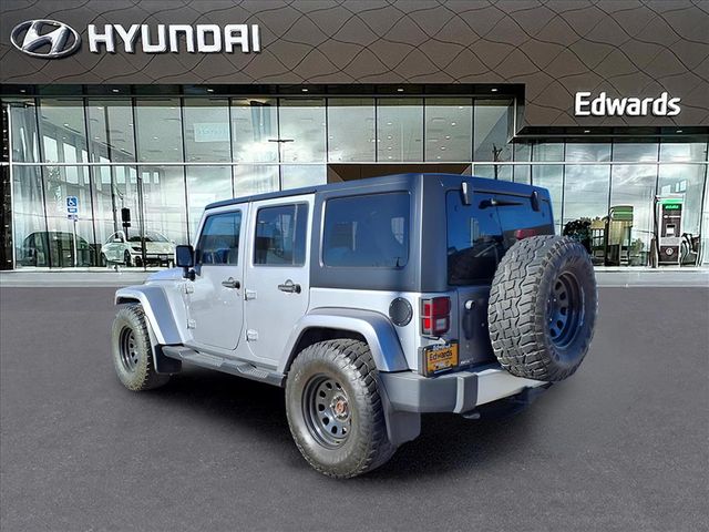 2015 Jeep Wrangler Unlimited Sahara photo 3