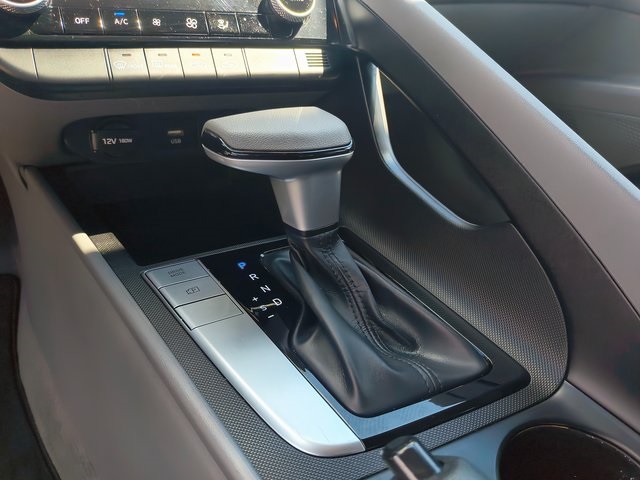 2021 Hyundai Elantra SEL photo 6
