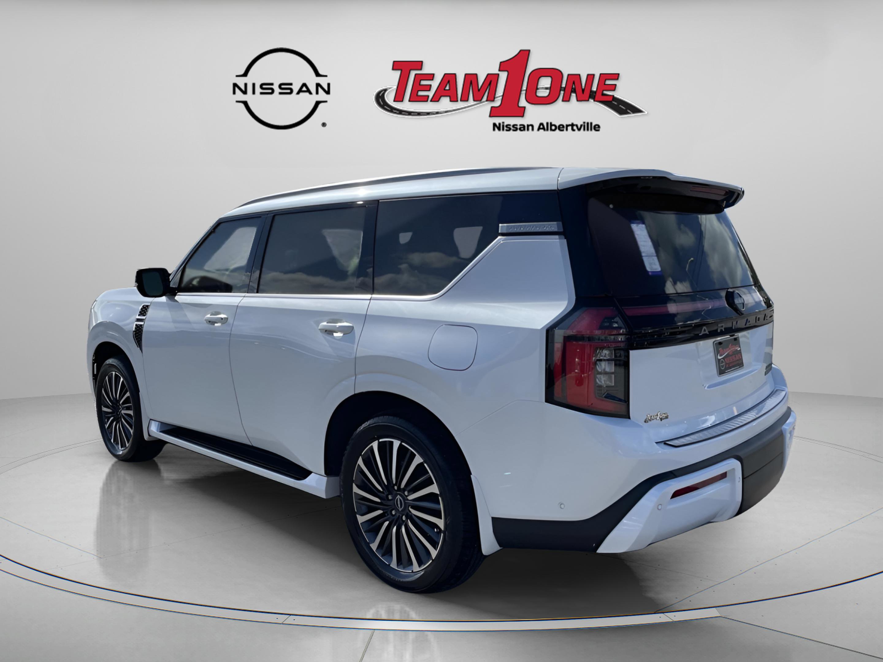 2026 Nissan Armada Platinum Reserve photo 3