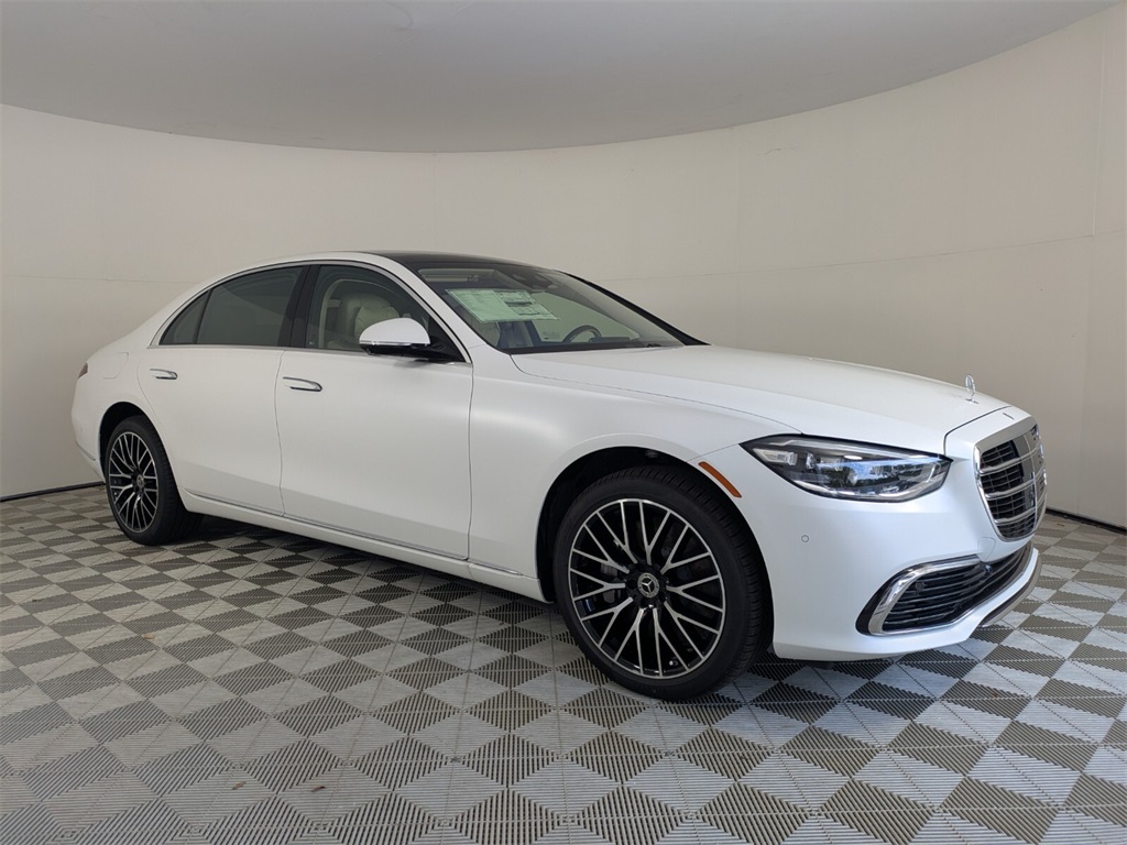 2026 Mercedes-Benz S-Class S 580's photo
